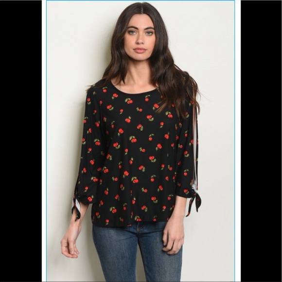 NWT Cherry Top With Split Sleeve Detail - Picture 2 of 5